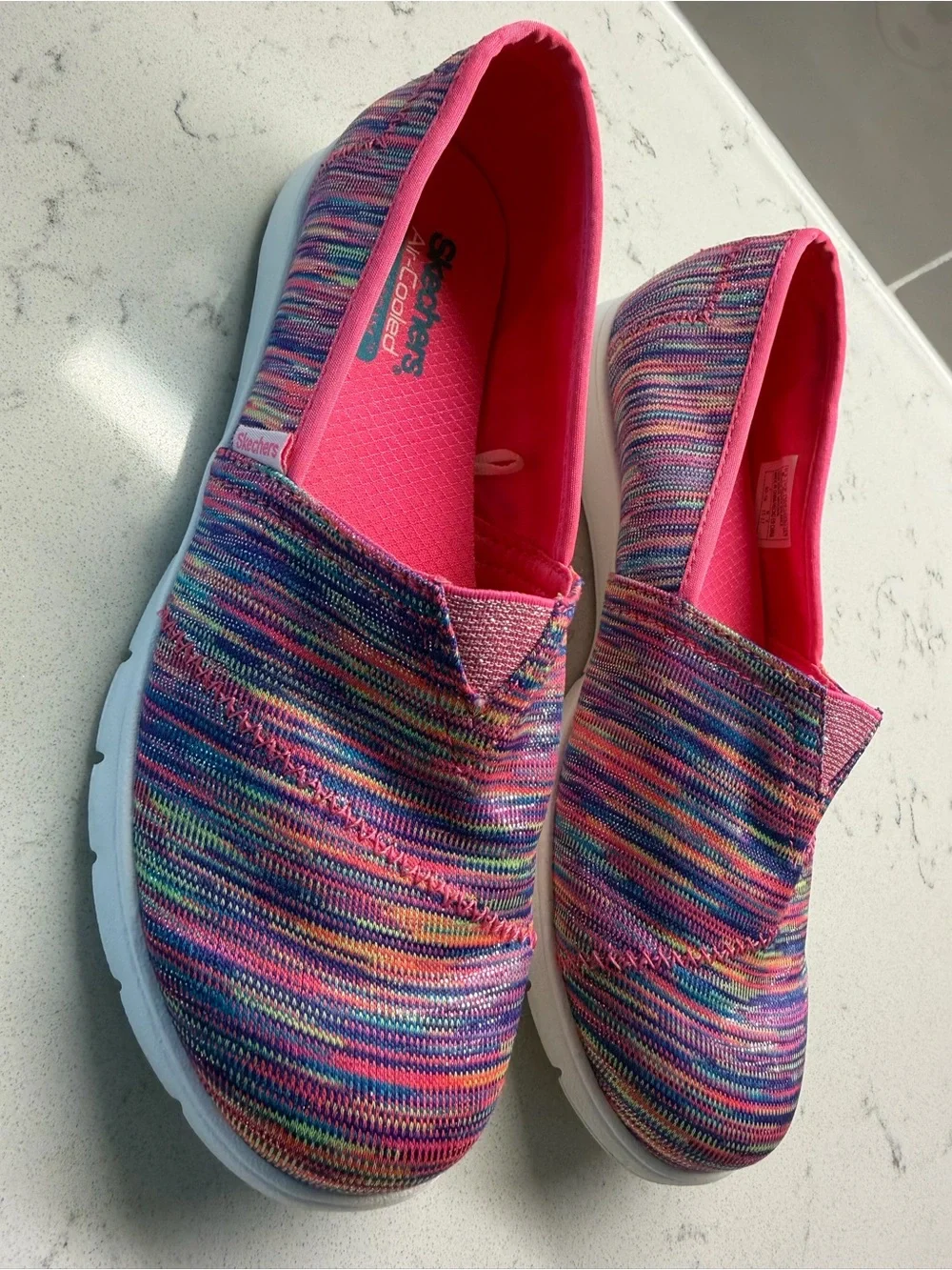 Skechers air cooling Kids Size 5 Women’s 7 Multicolor Memory Foam Slip Ons